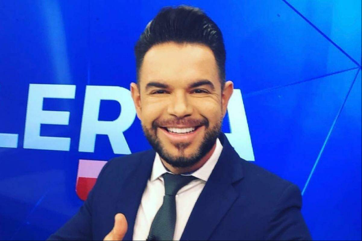 O apresentador deixava o prédio da emissora quando foi abordado por um homem armado
