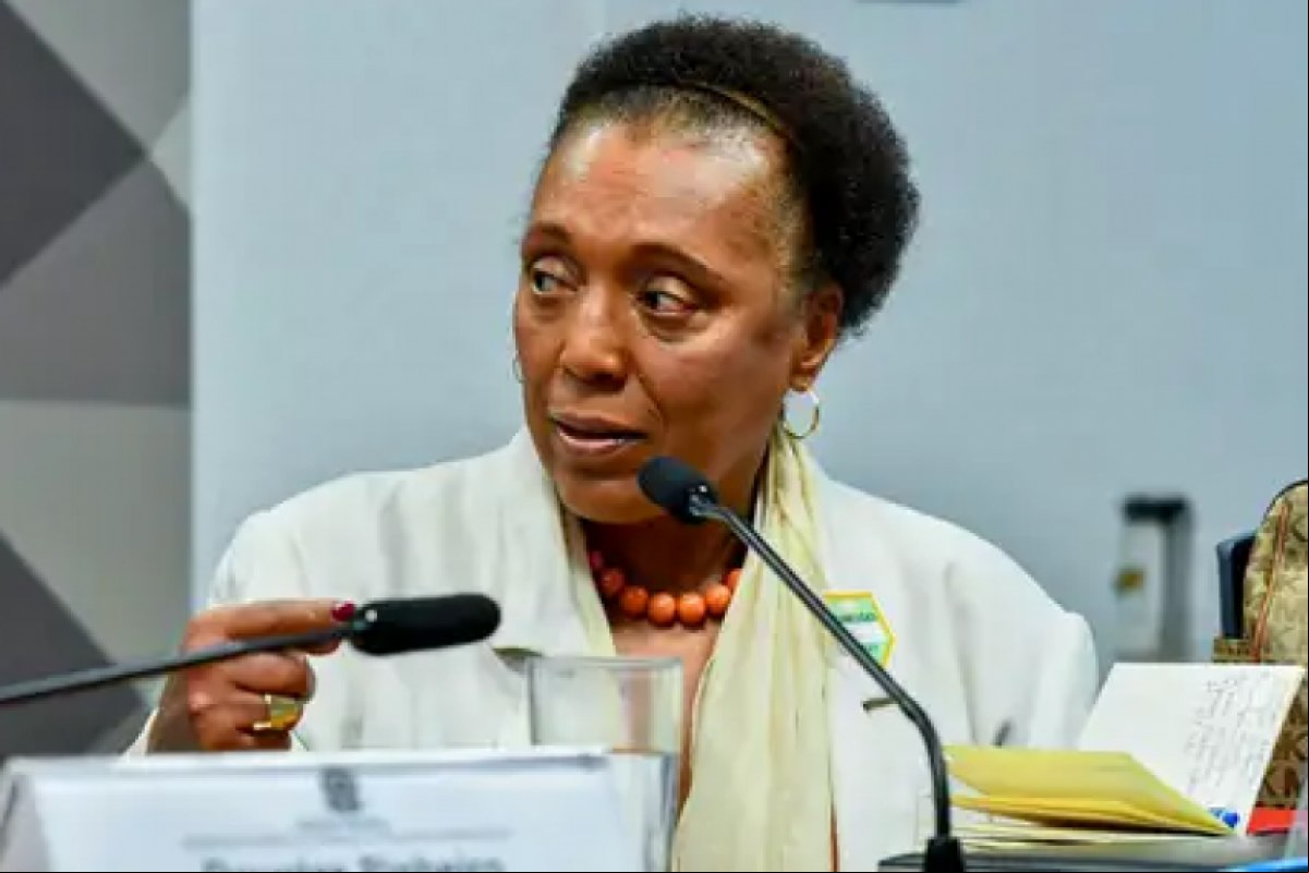 Vera Lúcia Santana foi barrada em evento no qual faria palestra
