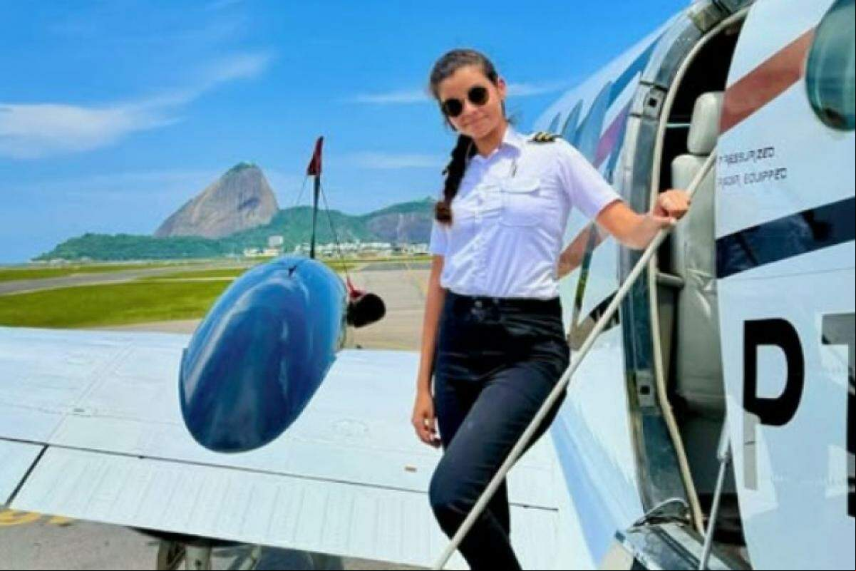 Nayane Porto, de apenas 23 anos, deu detalhes do voo