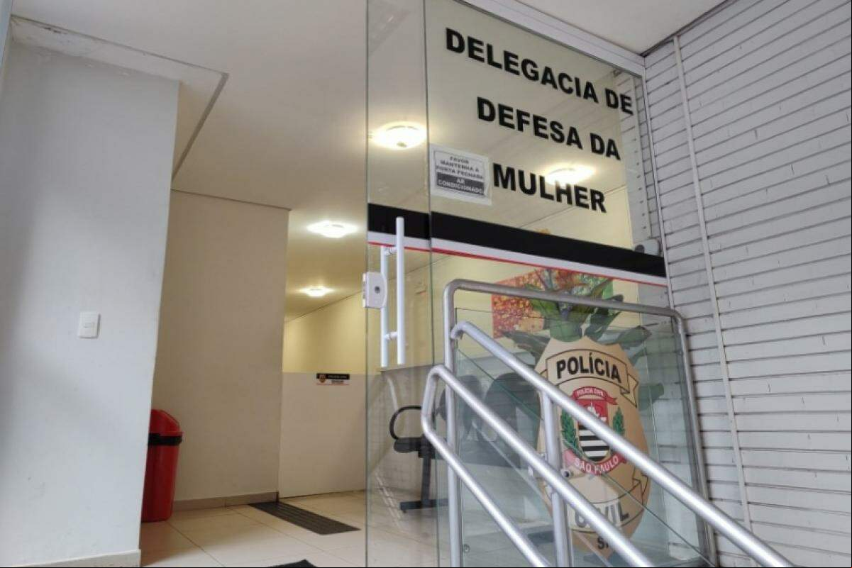Caso foi registrado na noite deste sábado na DDM